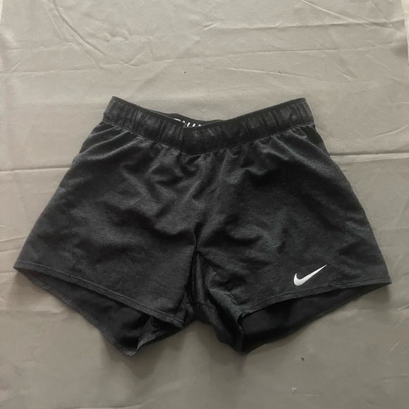 Shorts - Picture 1 of 3